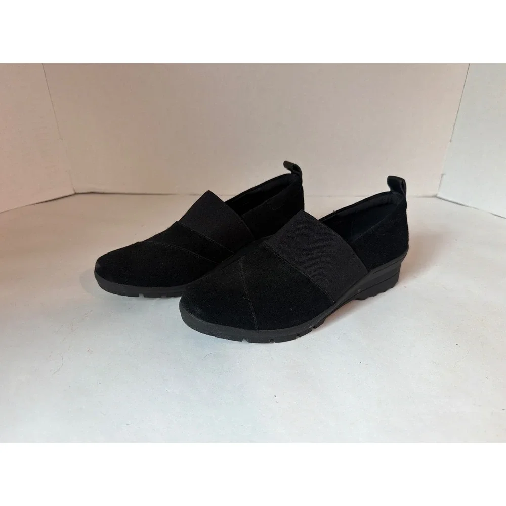 Taryn Rose Eliana Black Suede Elastic Strap Slip On Loafers 34TR1095 Womens 5B